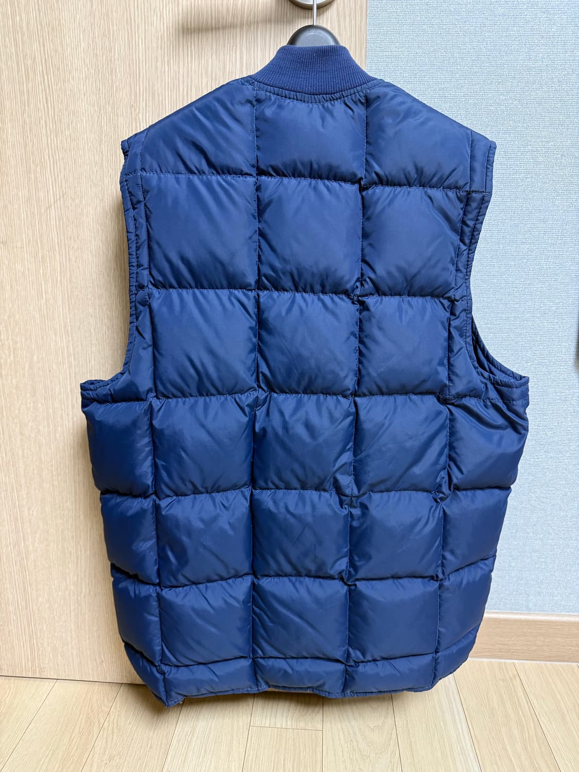 에디바우어 패딩 베스트 상품이미지2