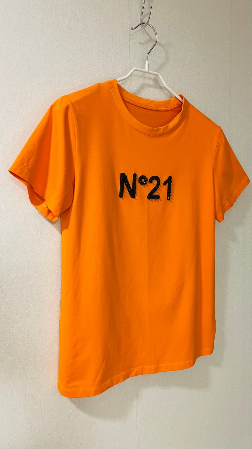 누메로벤투노 N°21 오렌지 반팔 티셔츠 M 신품컨디션. 원단이 예술이에 상품이미지2