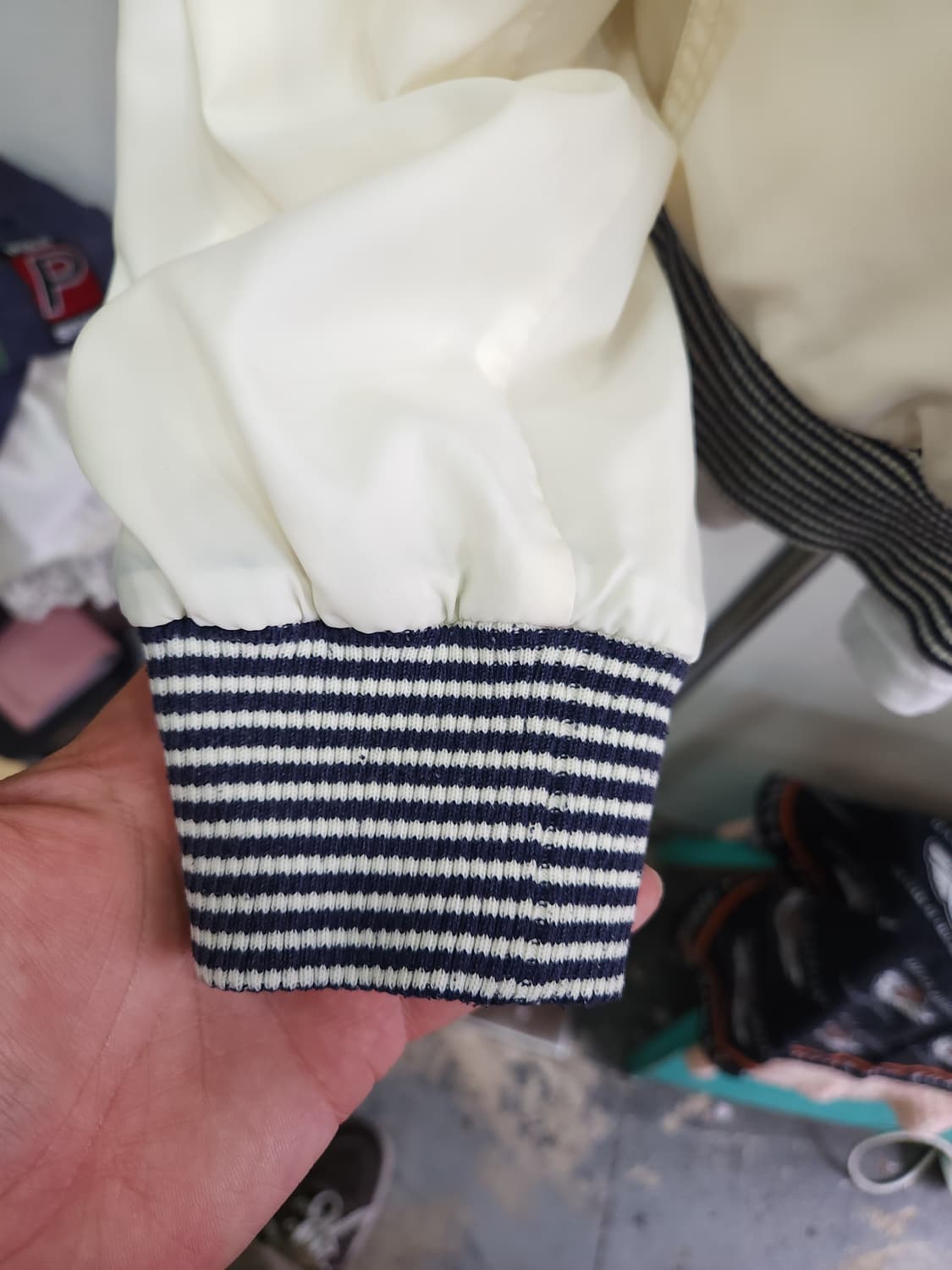 아디다스 클럽 90s 후드 바람막이 자켓

 상품이미지8