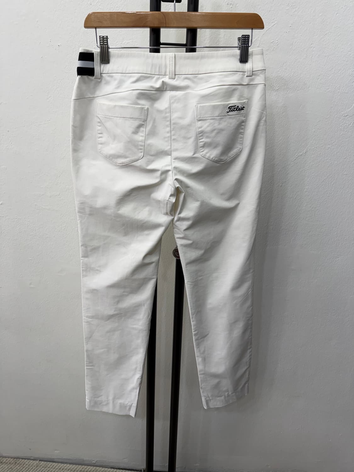 정품) 타이틀리스트 21ss 여성 화이트 삼선 라인 팬츠 28 상품이미지4