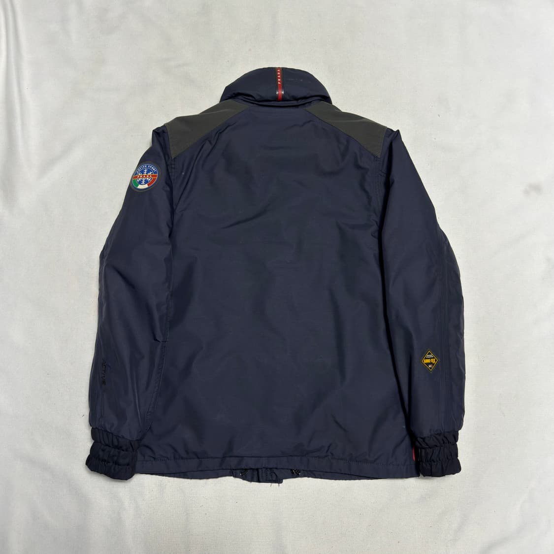 TG.48 00‘s 프라다 액티브 고어텍스 스키 자켓 상품이미지3