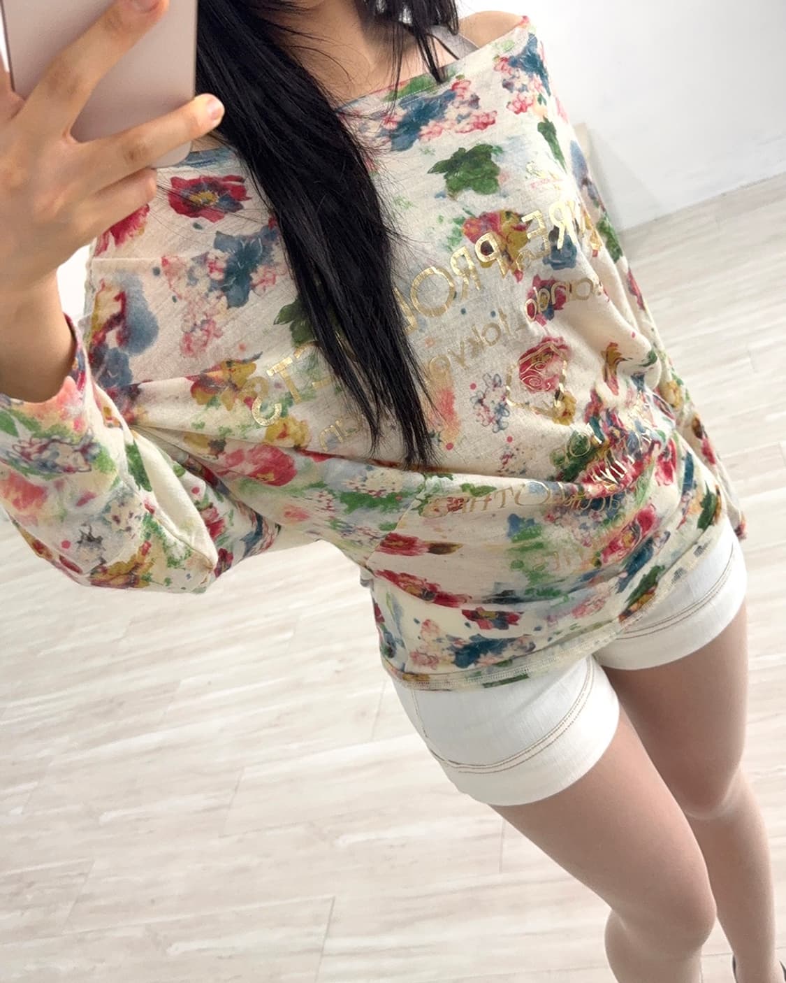 Tommy Hilfiger White Shorts 상품이미지4