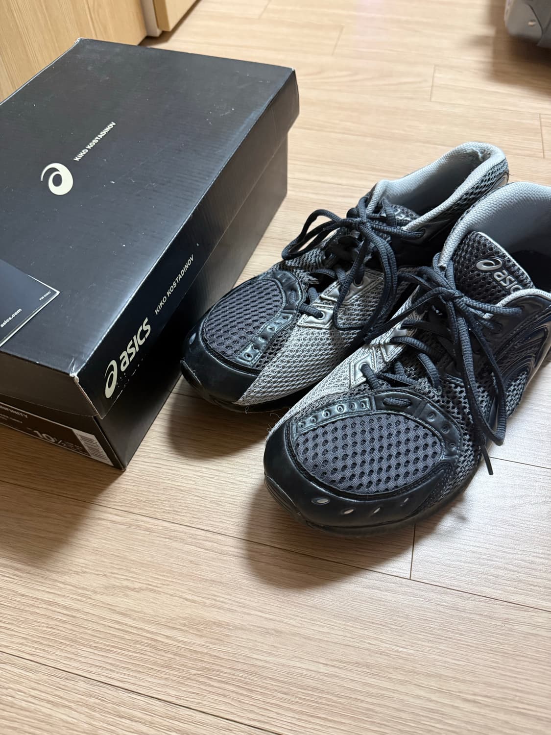 아식스 키코 젤소켓 인피니티 다크 그레이 282.5사이즈 상품이미지2