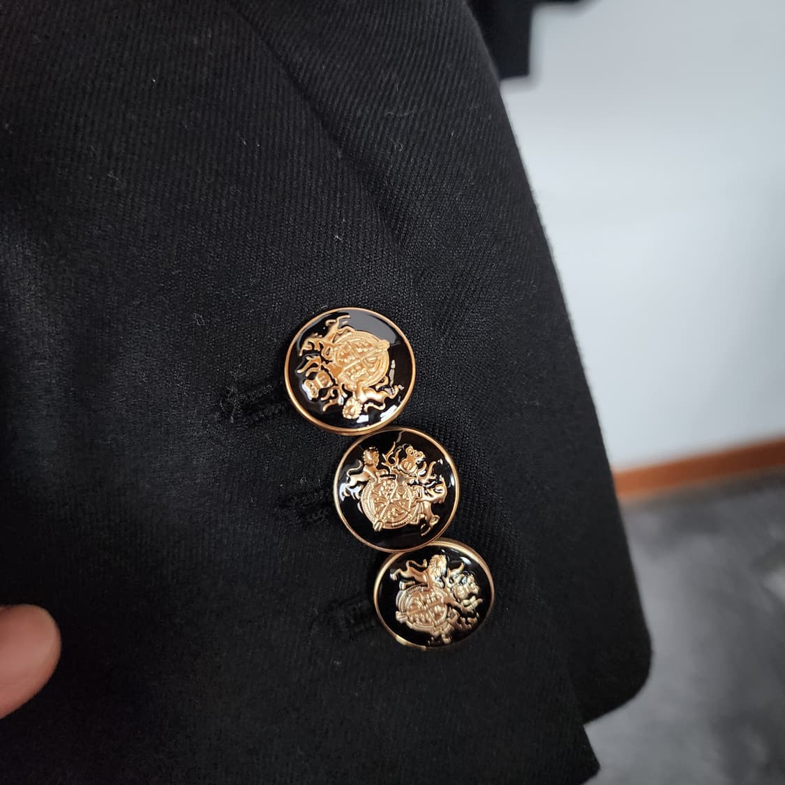 폴앤조 블랙 더블 버튼 자켓 상품이미지4