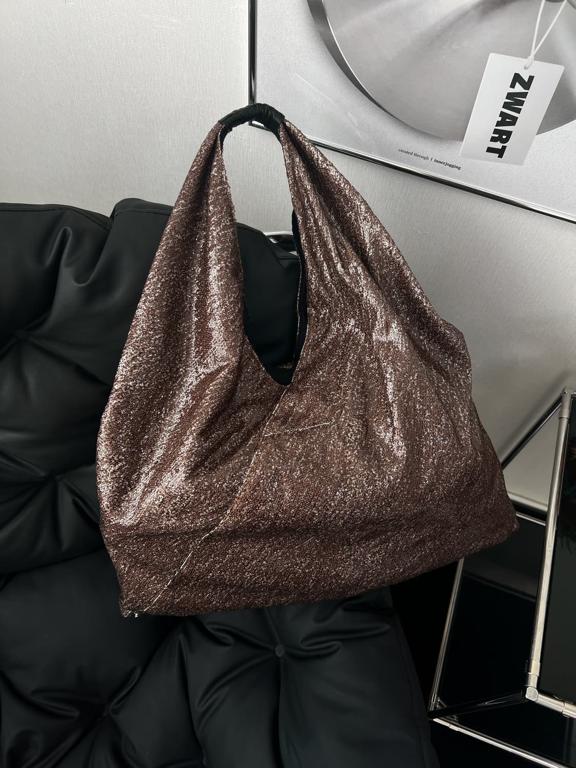 MM6 메종 마르지엘라 스팽글 호보백 상품이미지1