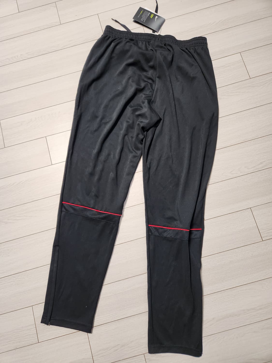 (택달린 새상품)나이키 드라이 핏 아카데미21 팬츠 사이즈L 12월27일 상품이미지3