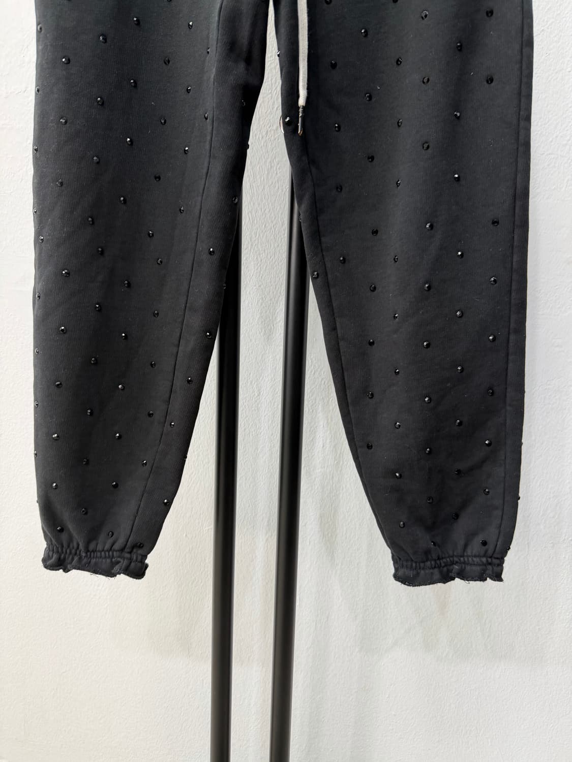 정품) 쟈딕앤볼테르 스톤 장식 조거팬츠 XS 상품이미지3