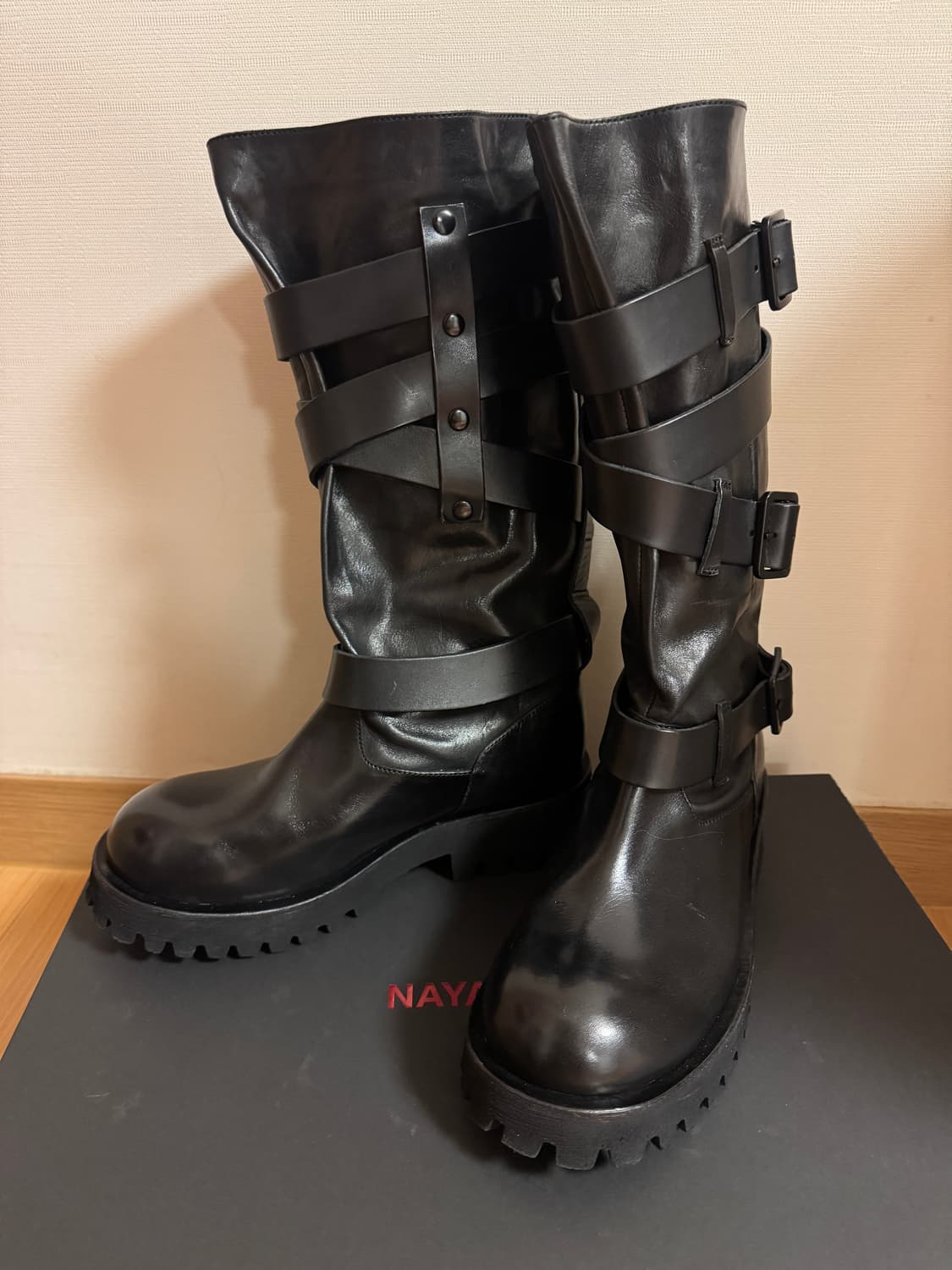 야세x나와야시 벨티드 홀스 하이드 부츠 블랙 상품이미지2