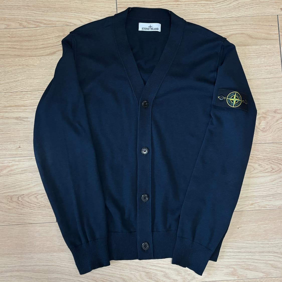 [M] 25SS 스톤아일랜드 가디건 다크네이비 극미중고 상품이미지1
