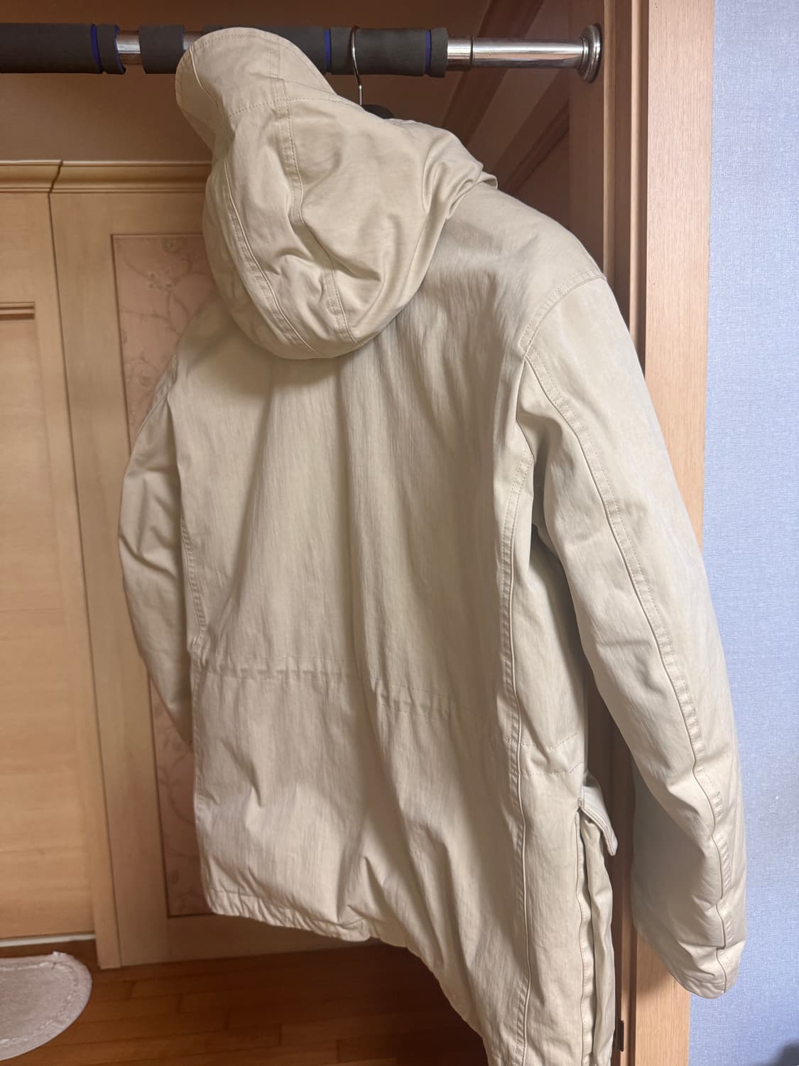 텐씨 패딩 43사이즈 판매합니다 상품이미지2