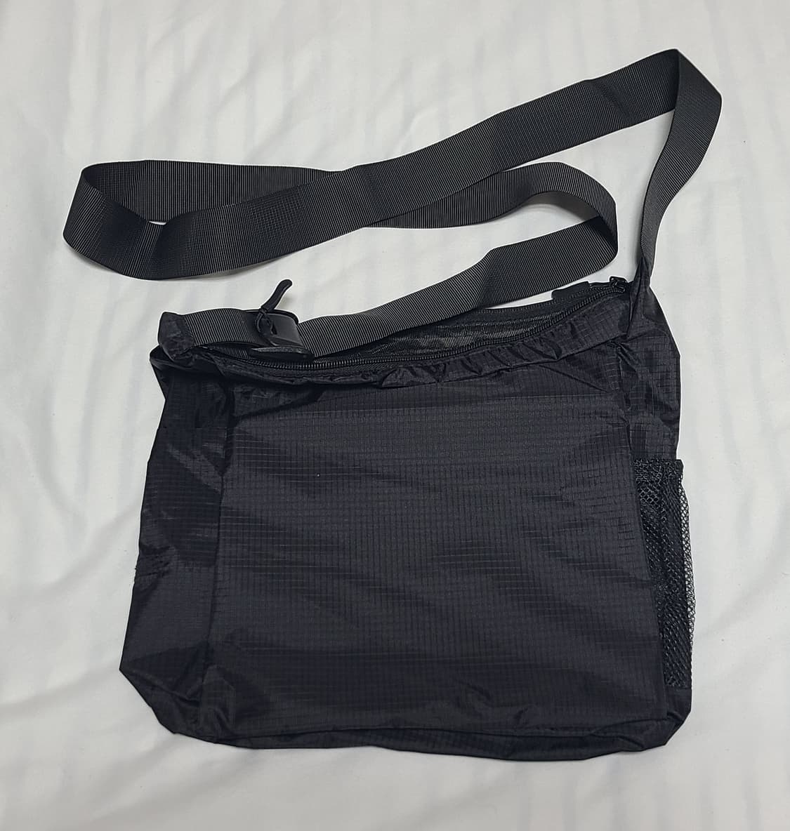 몽벨  초경량 크로스백 / 메신저 백 45cm ( 새상품 )남녀공용 상품이미지3