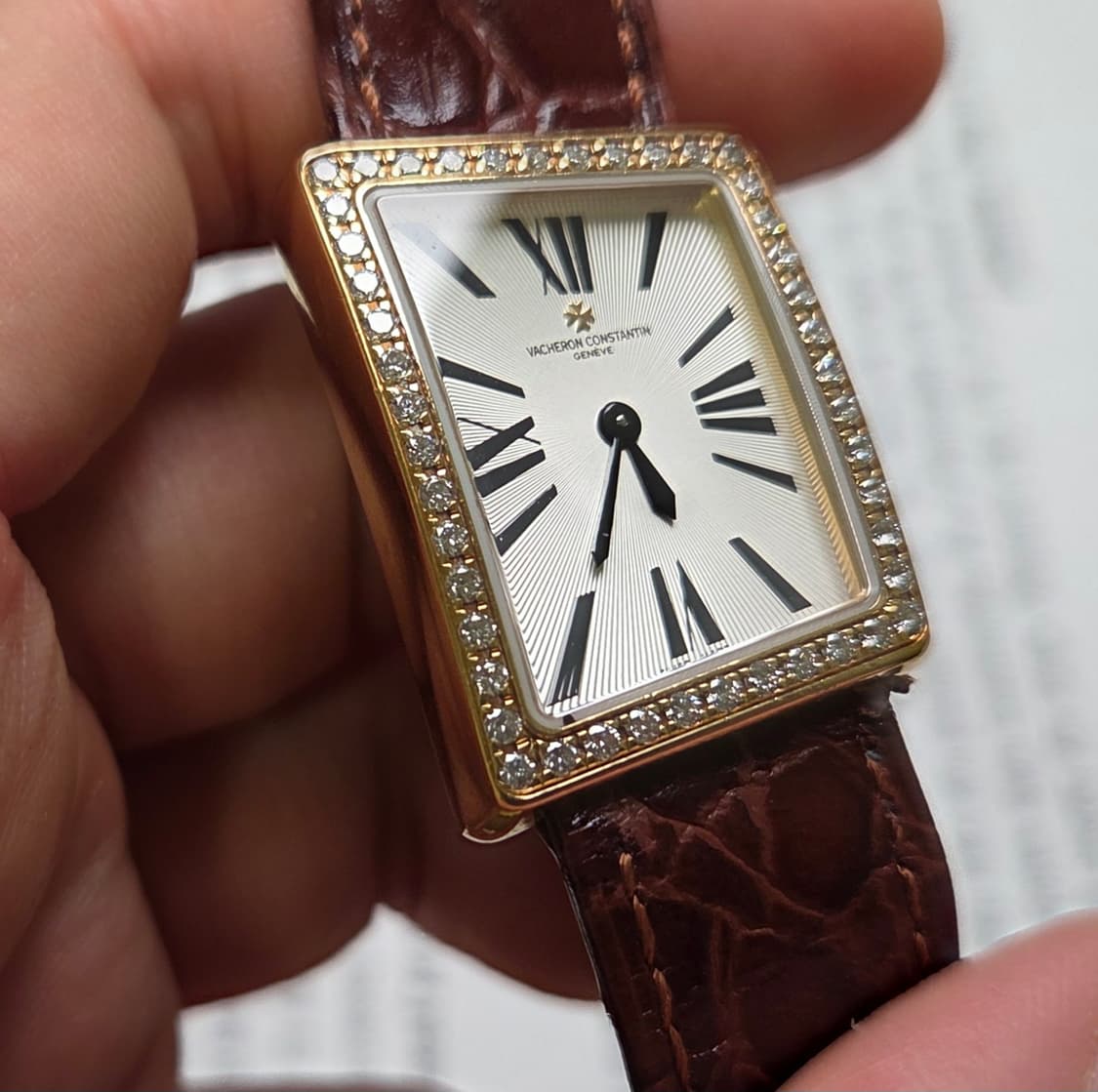 바쉐론 콘스탄틴(VC) 1972 어시메트릭 18k올금통 다이아베젤
 상품이미지4