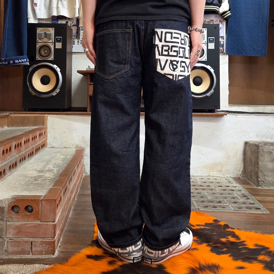 포켓 프린팅 롤업 생지 데님 팬츠 상품이미지1