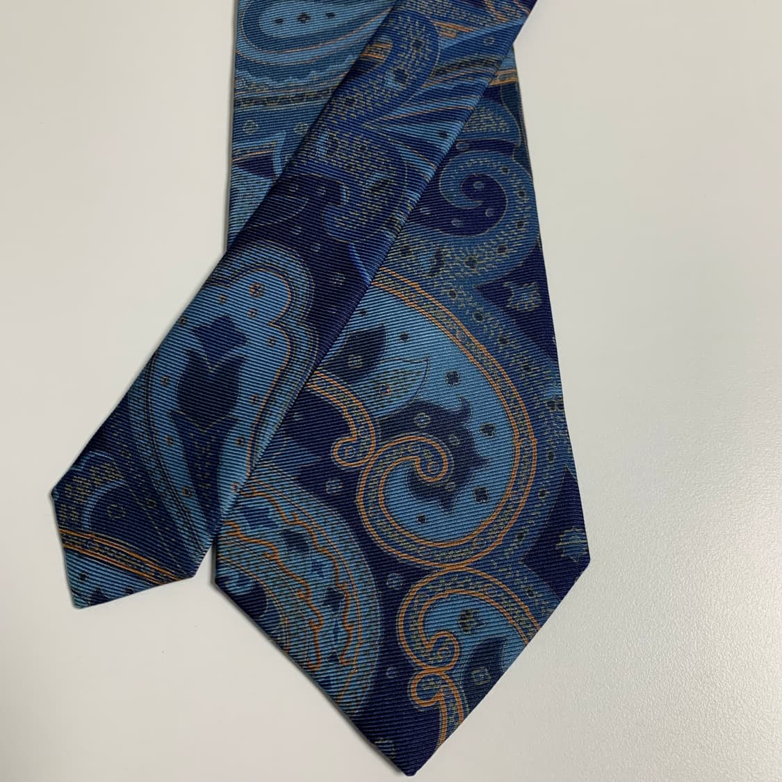 에트로(ETRO) 페이즐리 넥타이 명품 최상급 A+등급 클래식 정장룩 상품이미지4