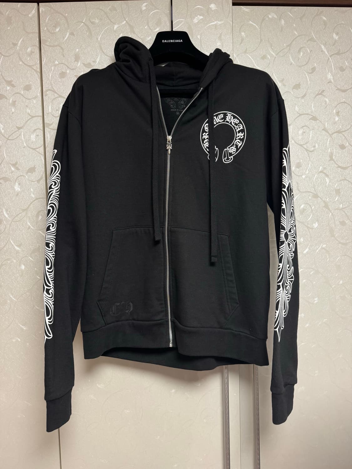 크림발 크롬하츠 홀스슈 플로랄 플리스 퍽유 집업 후드 블랙 M 상품이미지1