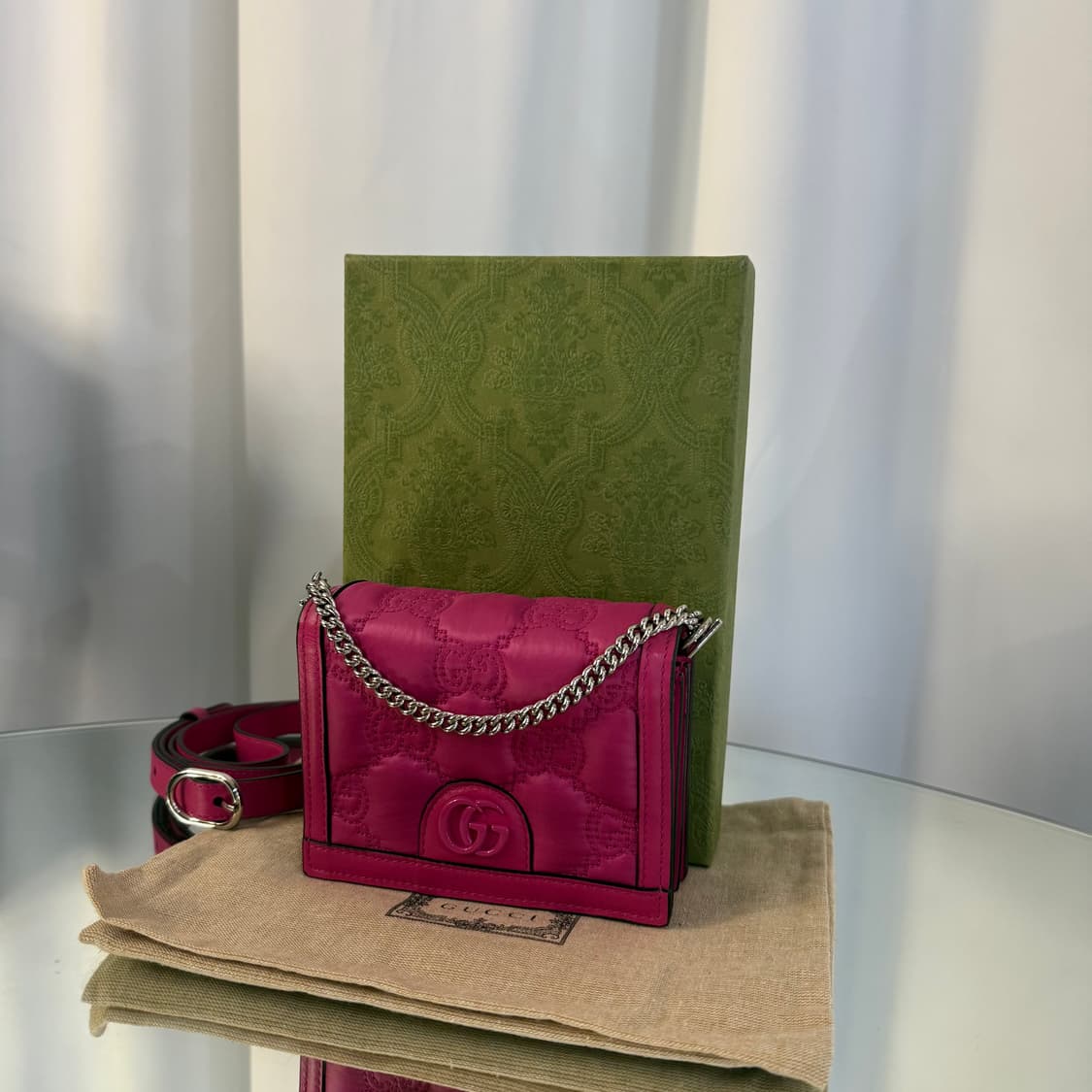 [정품] 구찌 GG 마틀라세 미니 크로스백 723777 상품이미지4