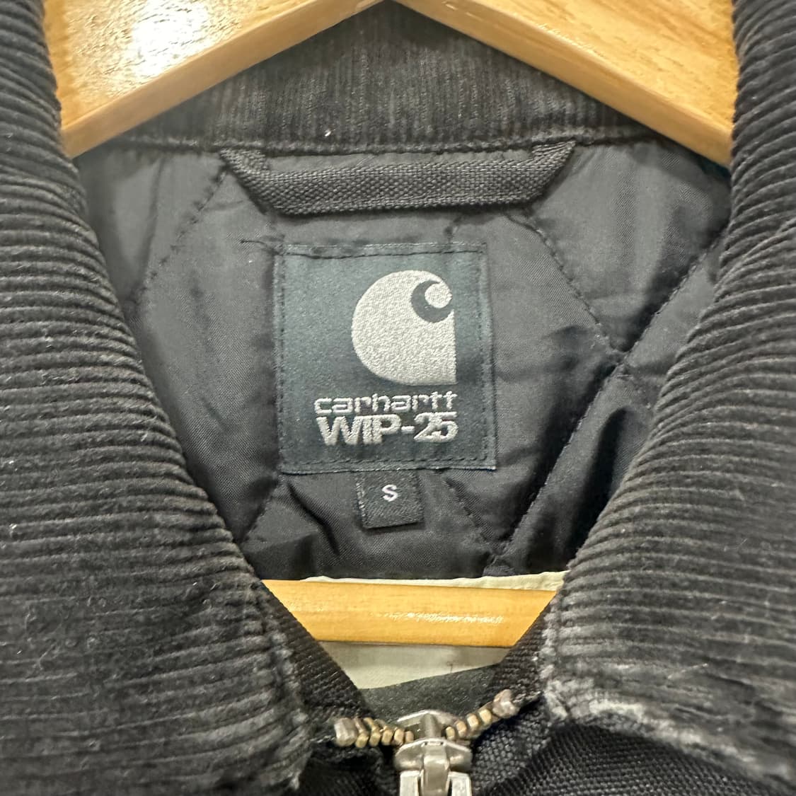 칼하트 25주년 한정판 산타페 자켓 상품이미지3