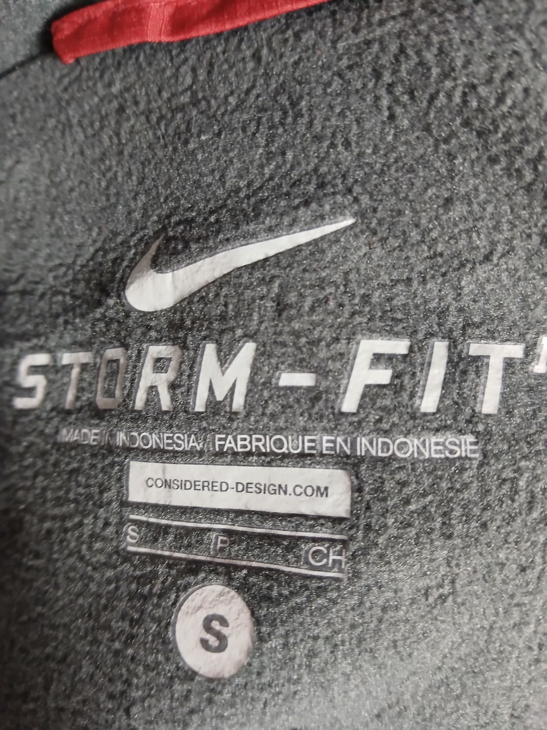 나이키 스톰핏 패딩 점퍼 상품이미지2