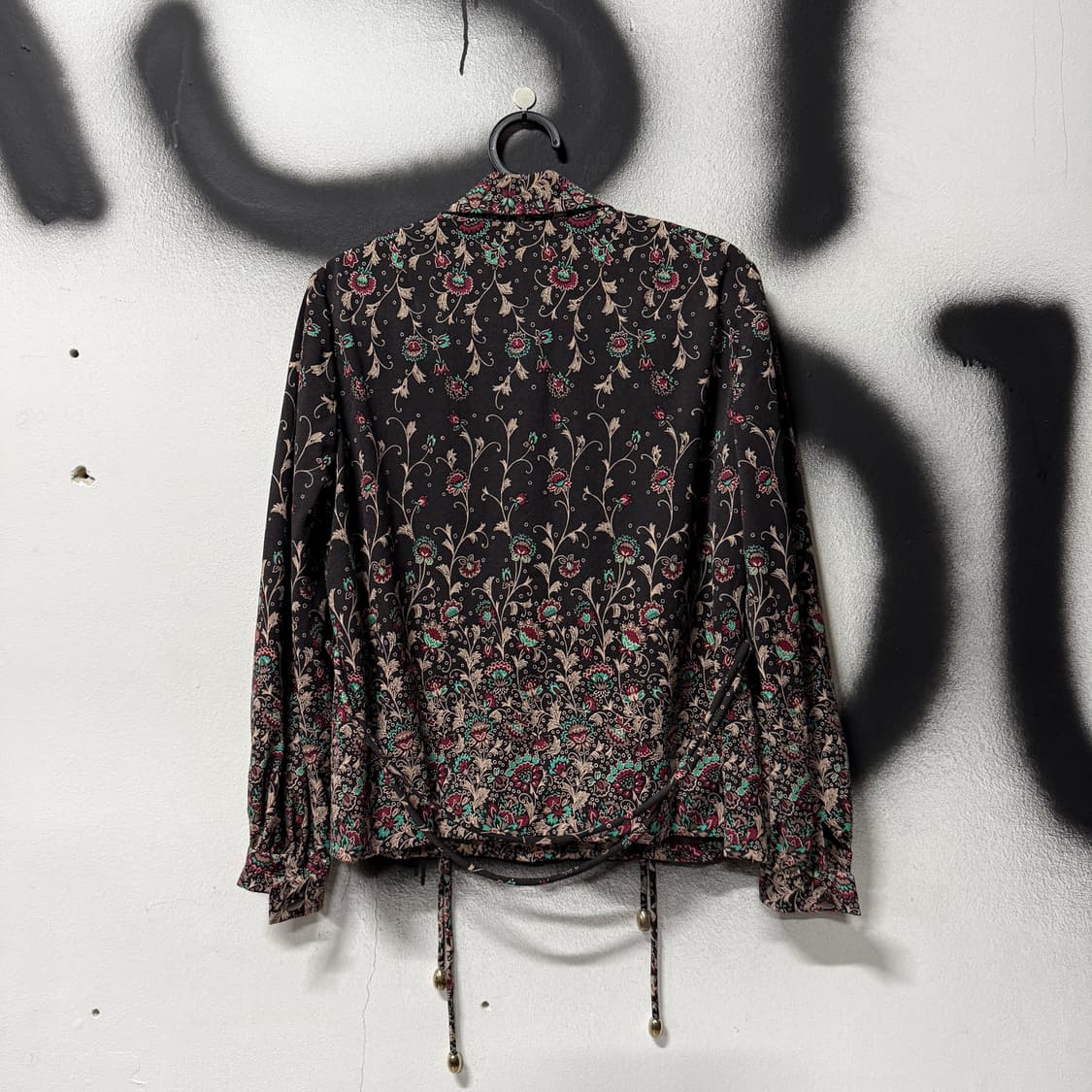 VTG 빈티지 딥 브라운 오리엔탈 페이즐리 풀 패턴 스트링 블라우스 셔츠 상품이미지2