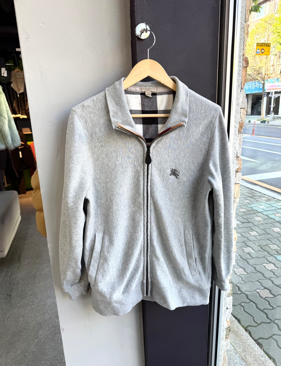 L/ 버버리 브릿 로고 기모 집업자켓 상품이미지2