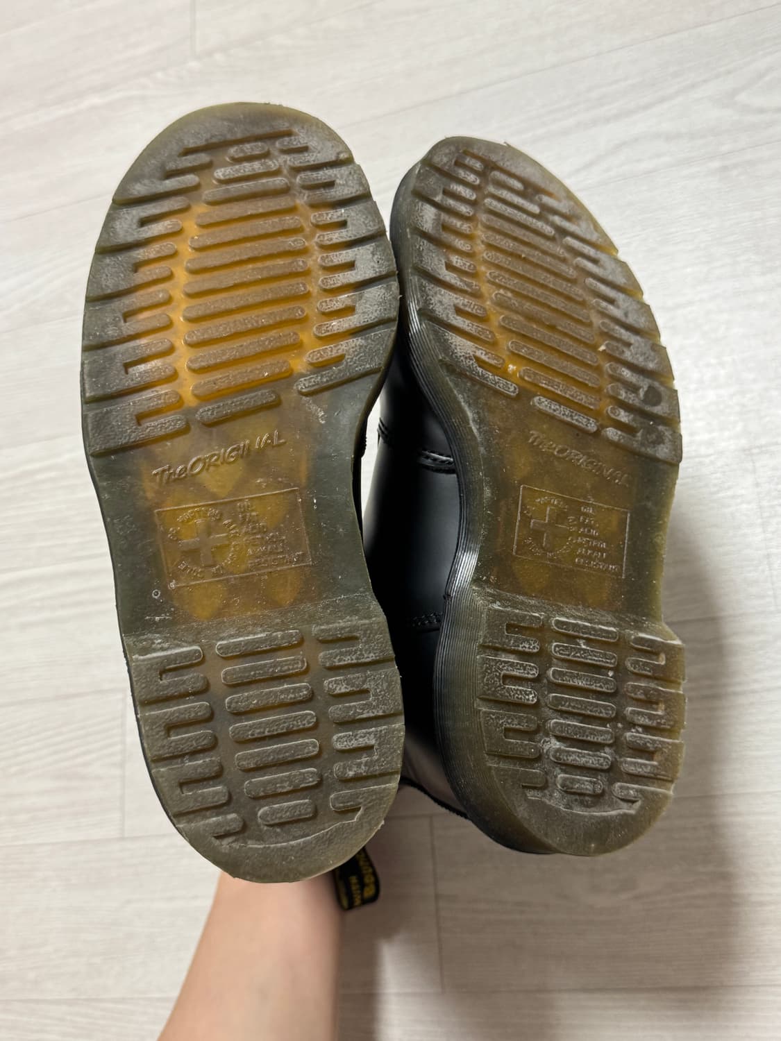 닥터마틴 2976 하이 스무스 블랙 230 상품이미지8