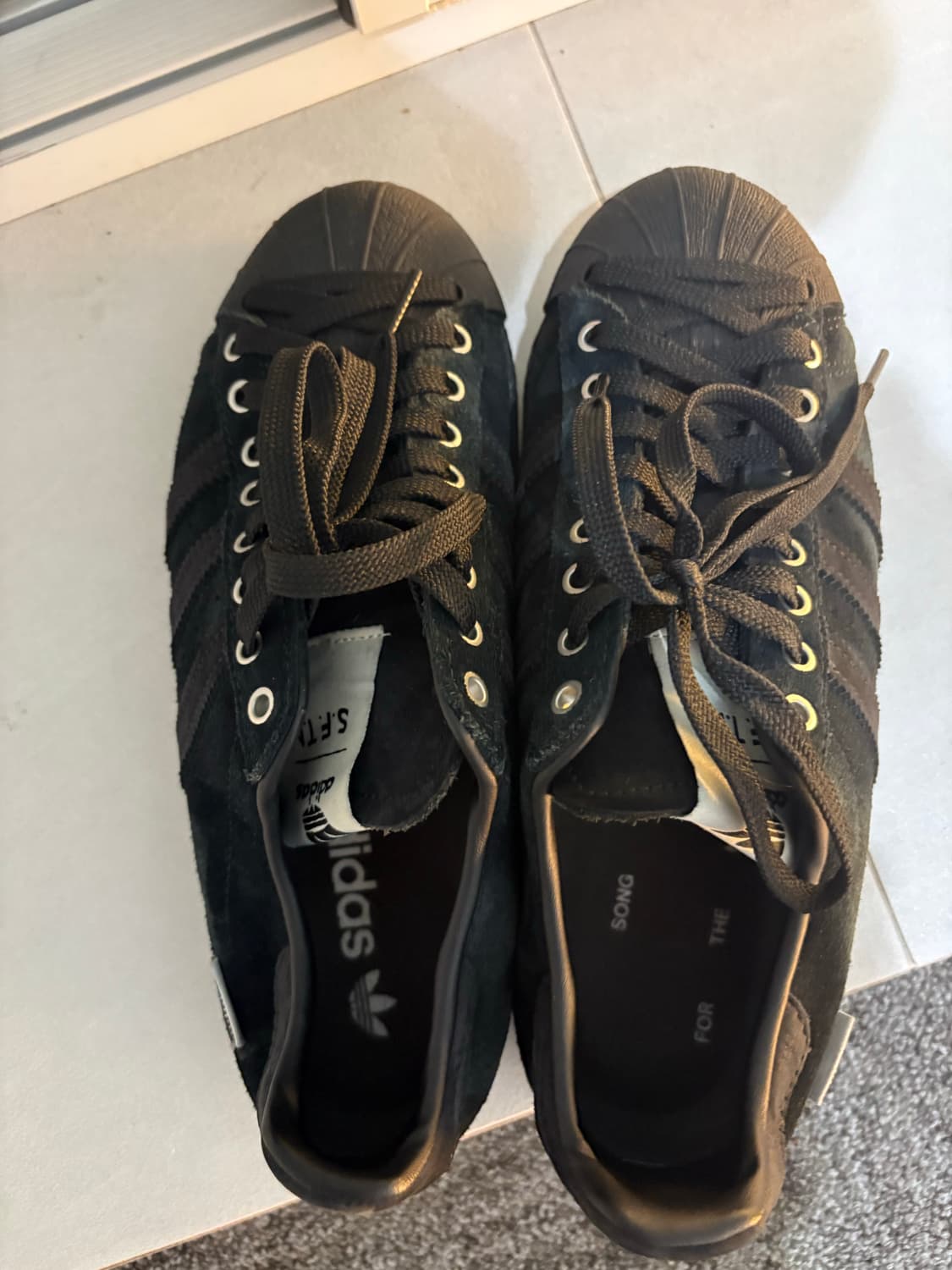 아디다스 송포더뮤트 상품이미지1