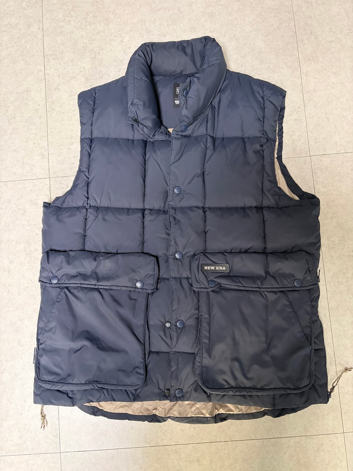뉴에라 패딩 베스트 상품이미지1