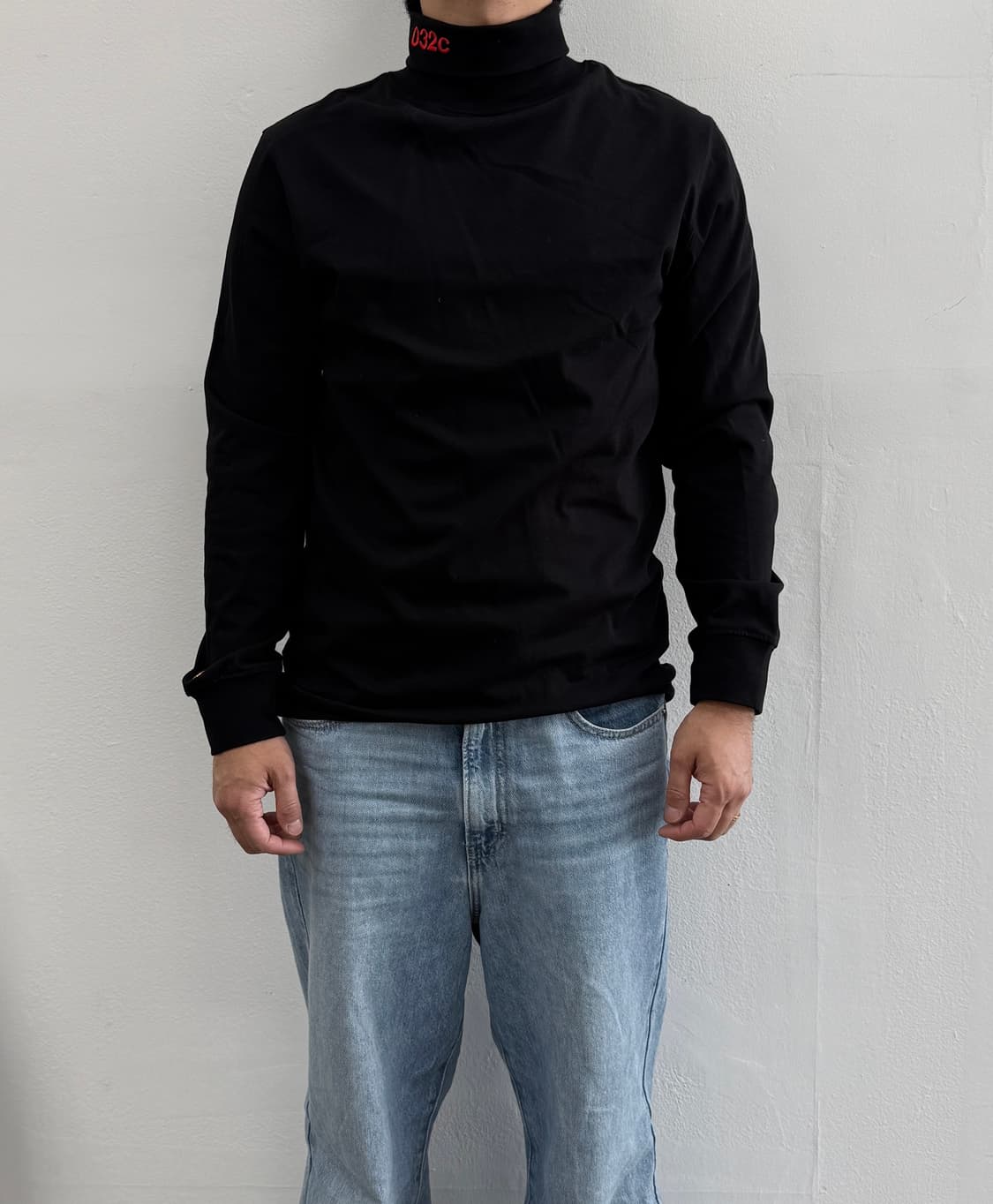 032c 블랙 터틀넥 긴팔티 상품이미지2