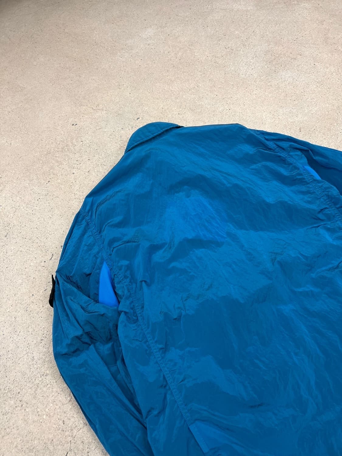 스톤아일랜드 18ss 와펜 나일론 메탈 오버셔츠 상품이미지5