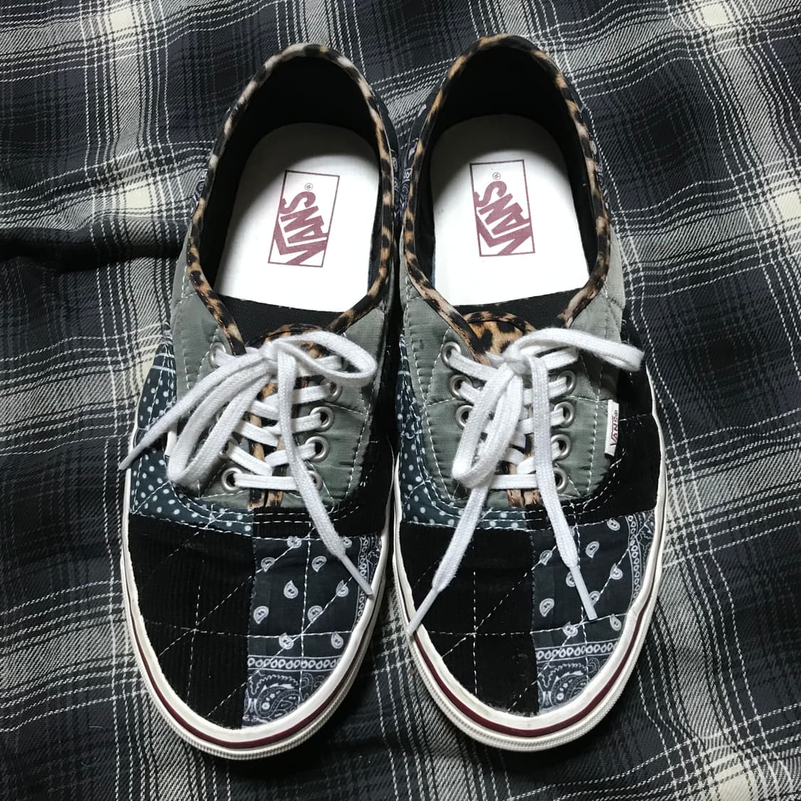 반스 퀄티드 믹스 페이즐리 에너하임 어센틱 275 상품이미지4