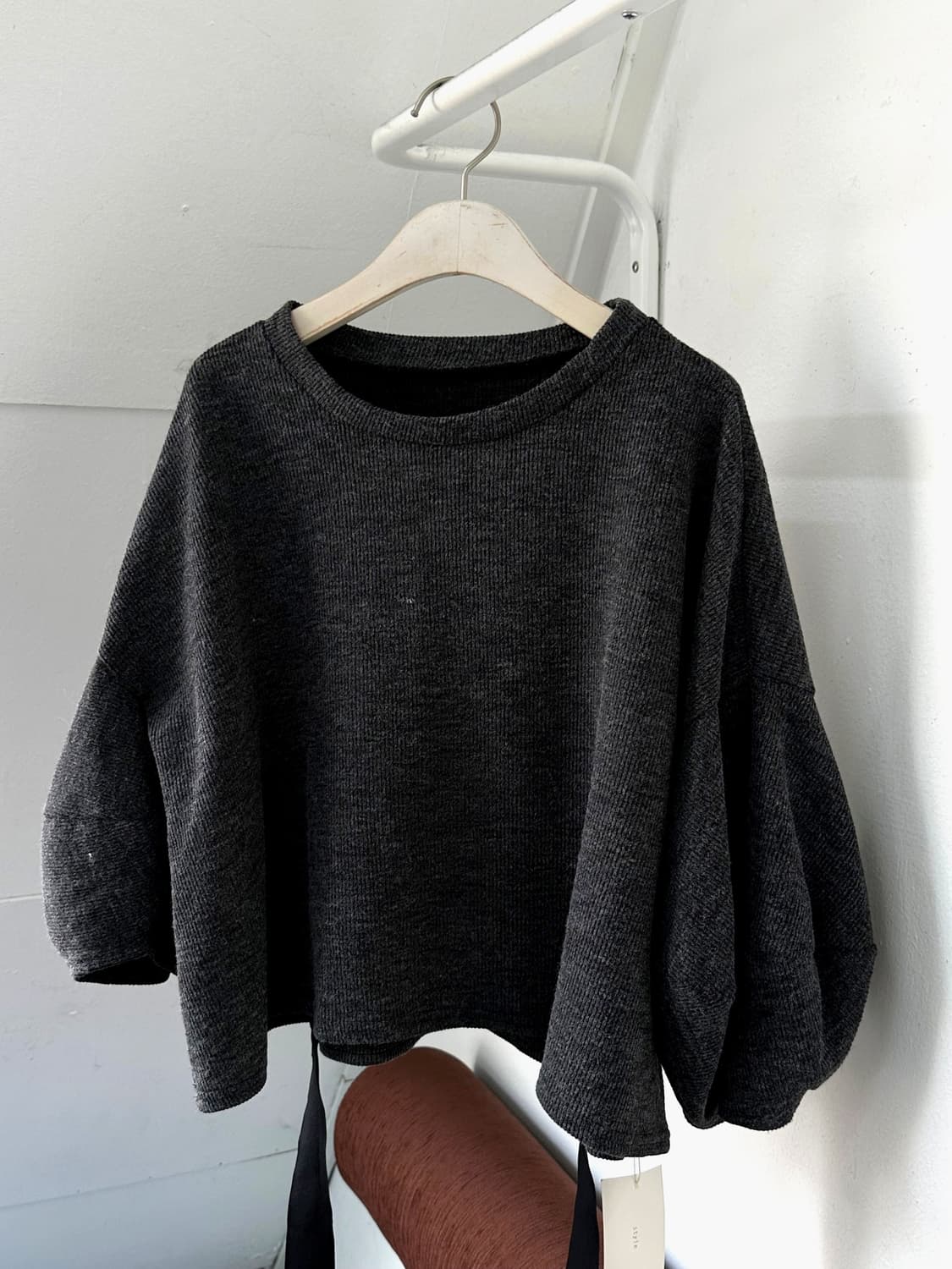 Fuff sleeve design wide silhouette knit  상품이미지2