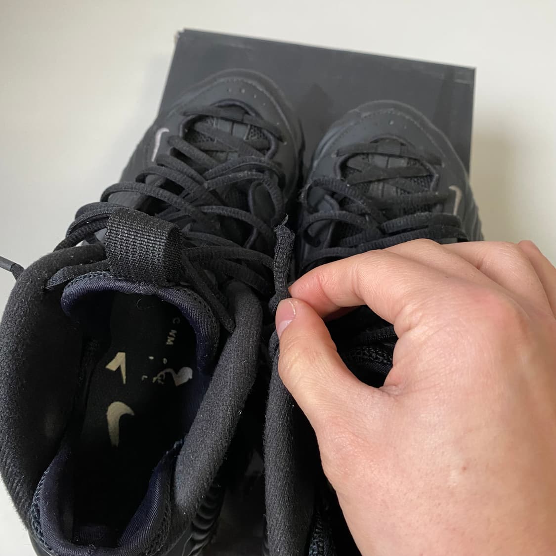 [255] 나이키 x 꼼데가르송 옴므 플러스 에어 폼포짓 원 블랙 상품이미지7