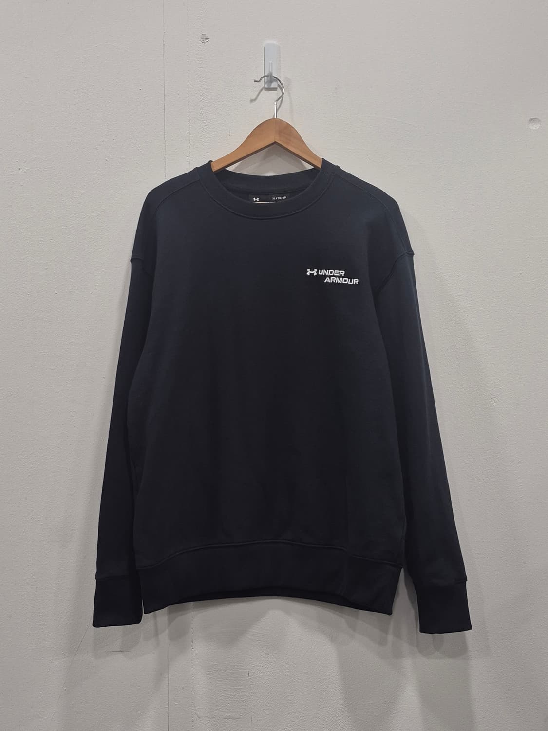 언더아머 블랙 맨투맨 남성 XL 105사이즈 상품이미지1