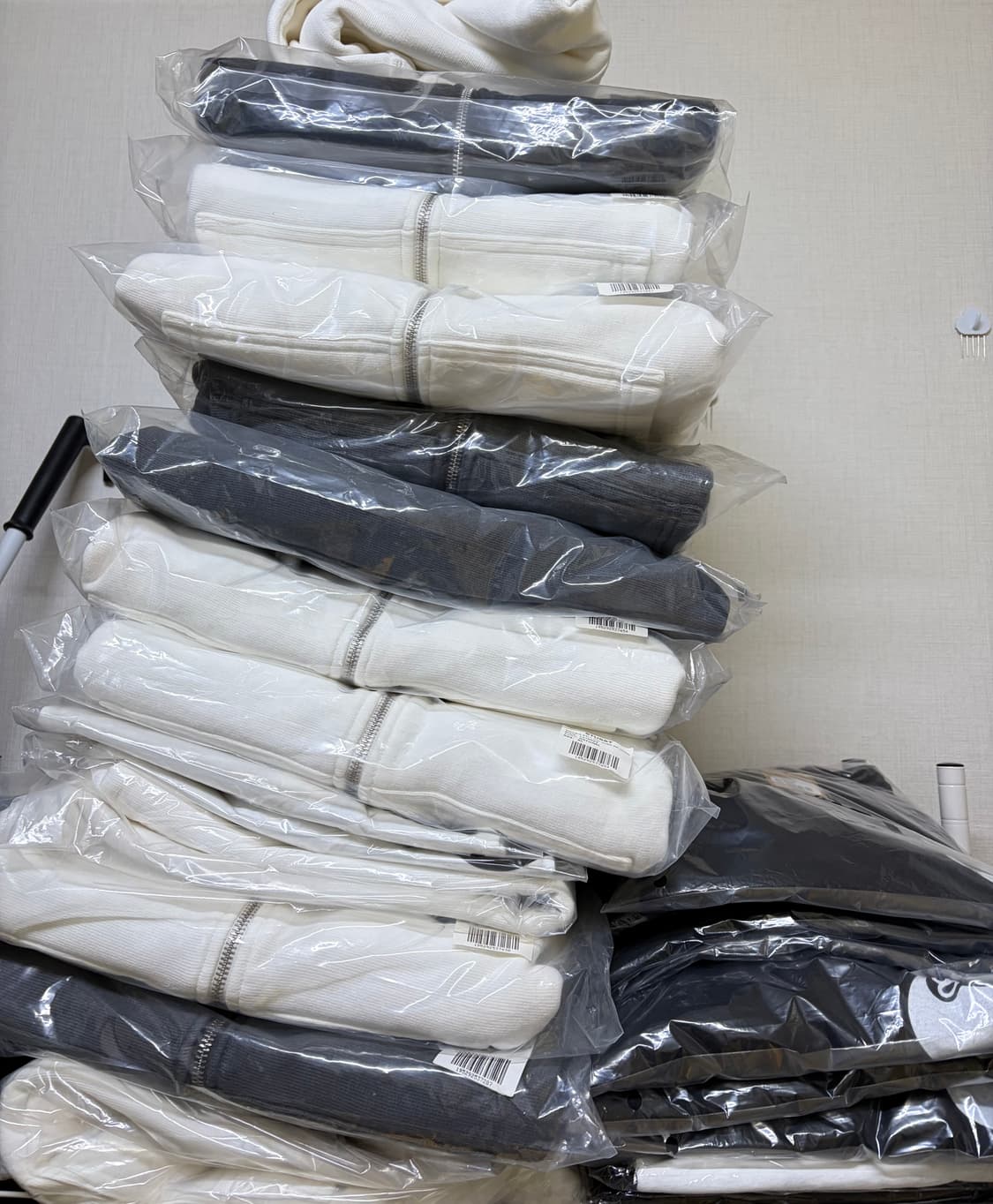 (미개봉) Stussy Built To Last Zip Hoodie 블랙 상품이미지4