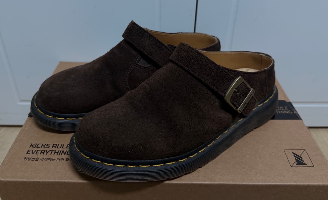닥터마틴 뮬 다크브라운 상품이미지1