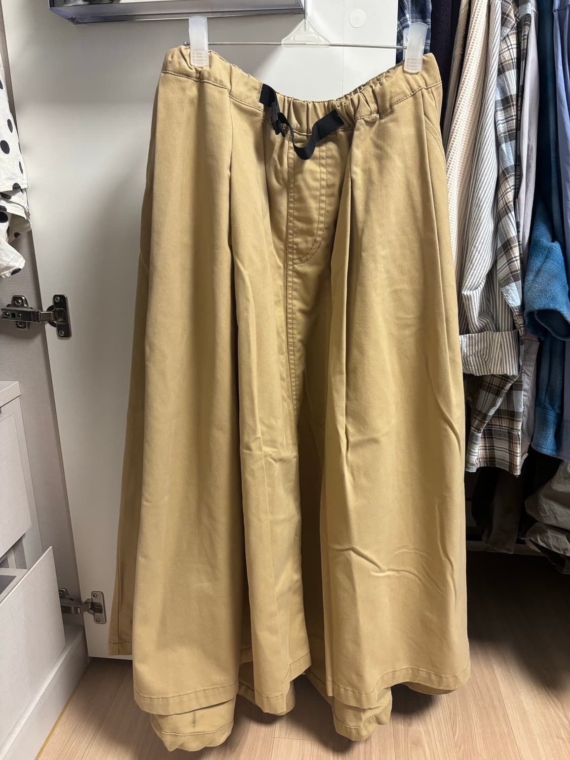 니코앤드 롱스커트 베이지 상품이미지1