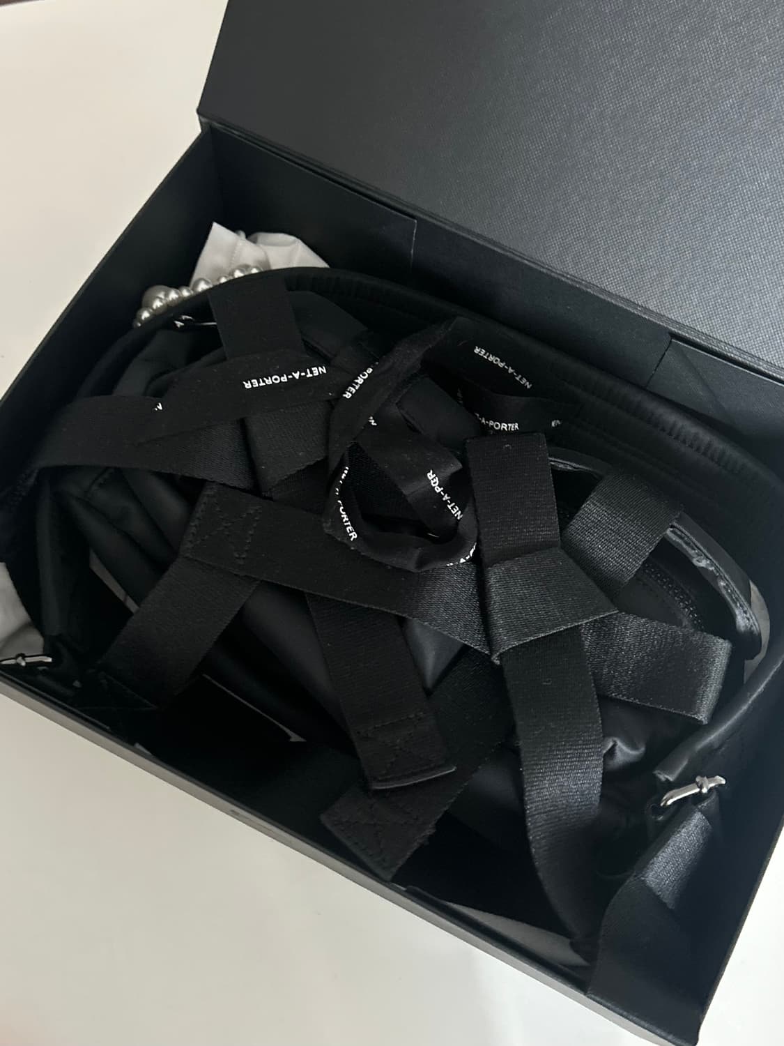 시몬로샤 보우 프론트백 블랙펄 가방 상품이미지4