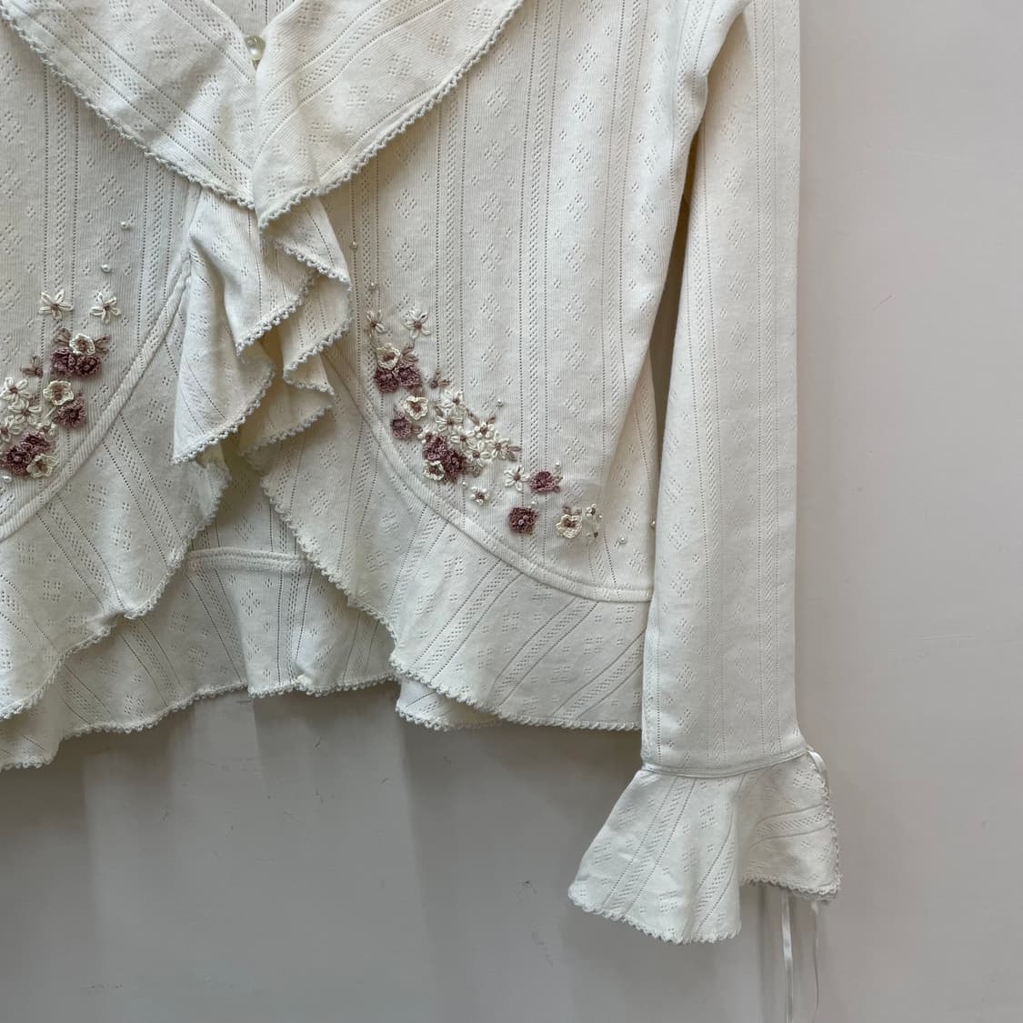 히메갸루 여리 아이보리 플라워 자수 프릴 가디건 상품이미지2