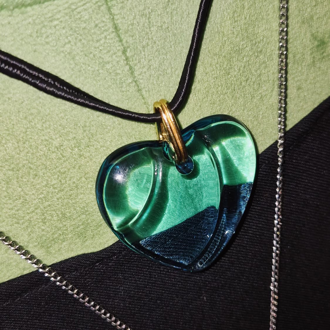 90s 프랑스 바칼라 크리스탈 아쿠아 빅 하트 목걸이 상품이미지8