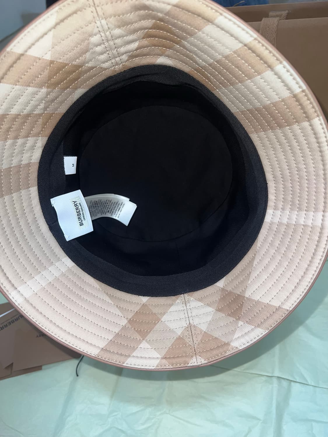 버버리 파스텔톤 버킷햇 상품이미지4