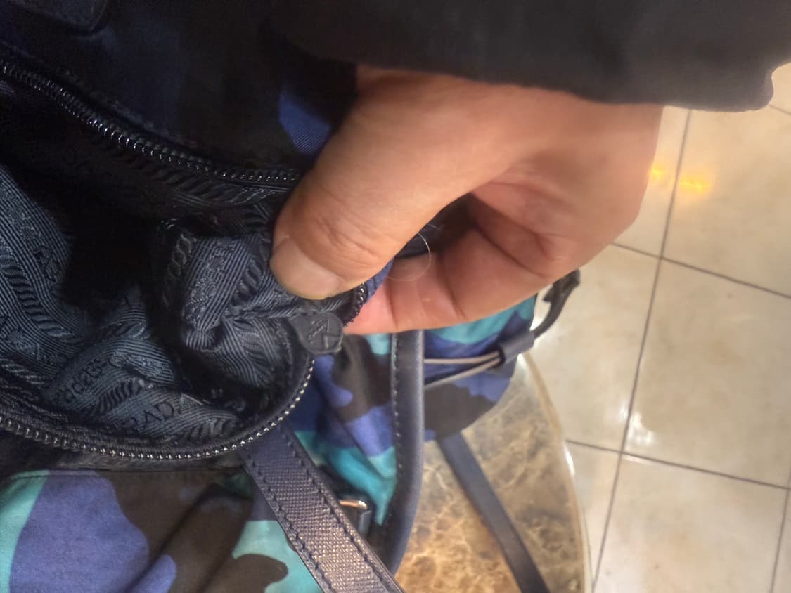 정품 프라다 카무플라쥬 패턴 테수토 나일론 쇼퍼백 팝니다 상품이미지10