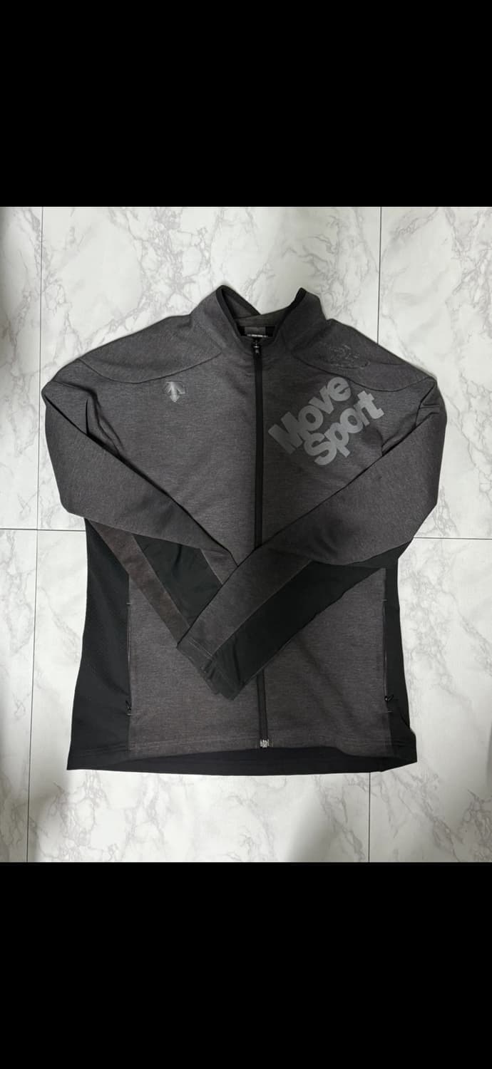 데상트 집업 상품이미지1