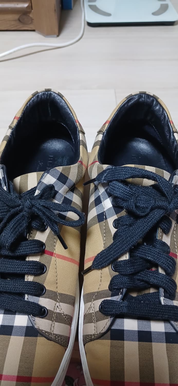버버리 빈티지 스니커즈(39사이즈) 상품이미지6