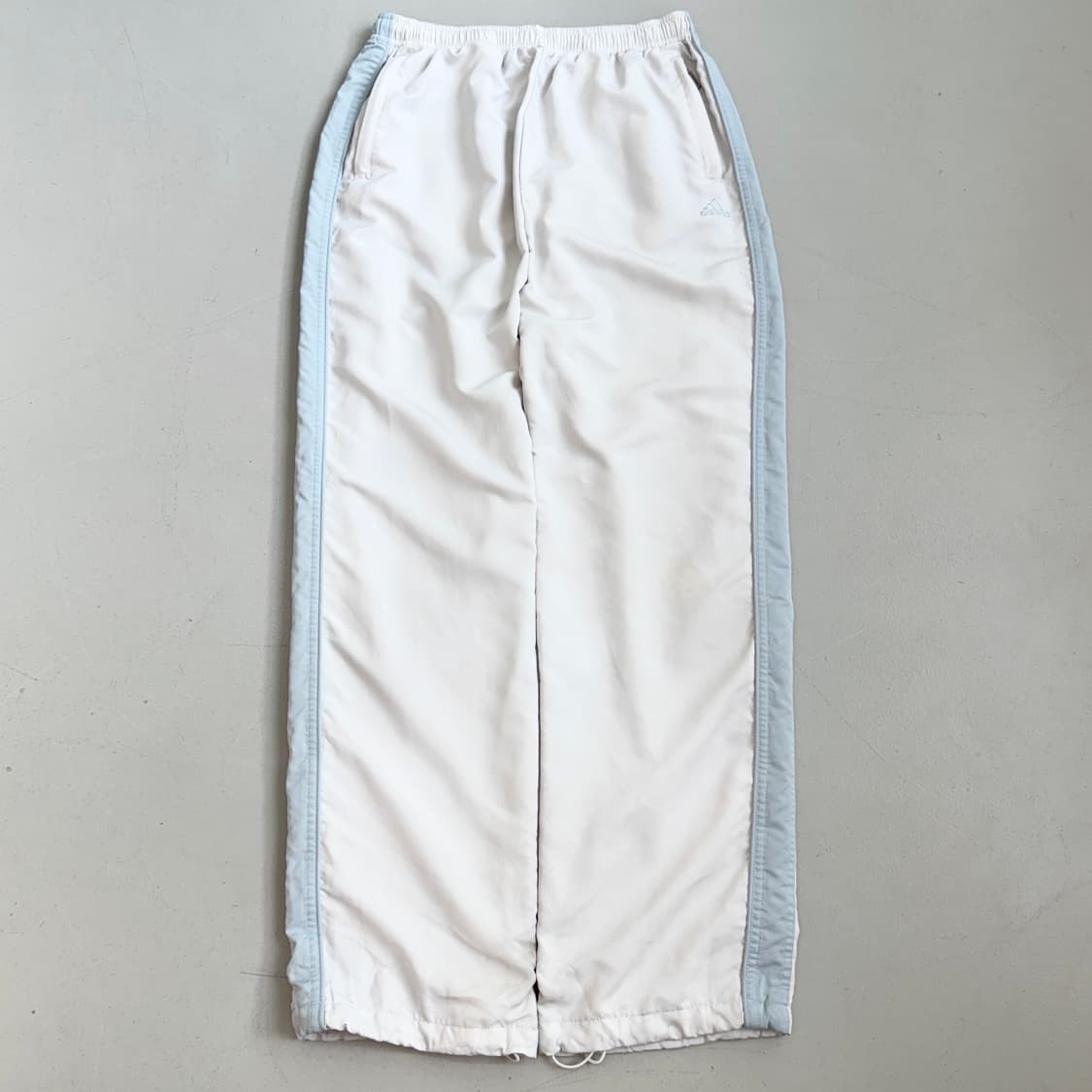 아디다스 90s 흰하 화이트 하늘 와이드 바람막이 트랙팬츠 상품이미지2