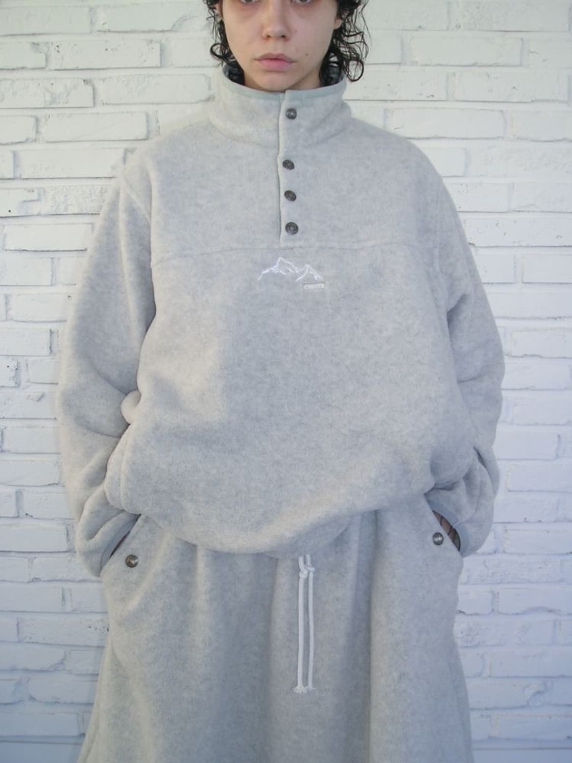 에옹쓰 eonts 후리스 탑 오트밀 상품이미지1