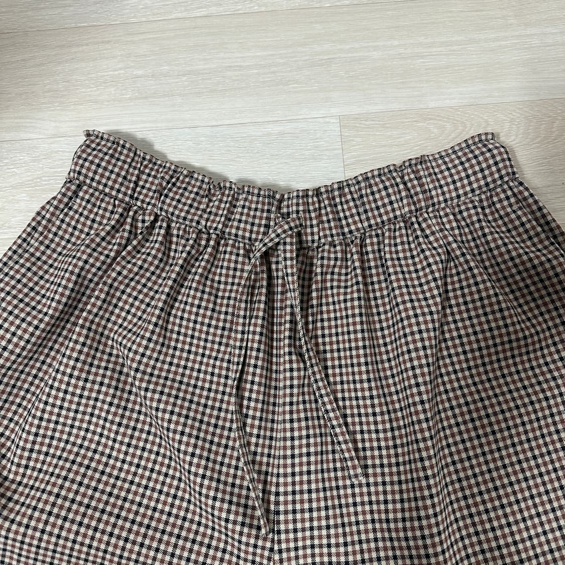 L JW앤더슨 유니클로 와이드 버뮤다 밴딩팬츠 체크 상품이미지3