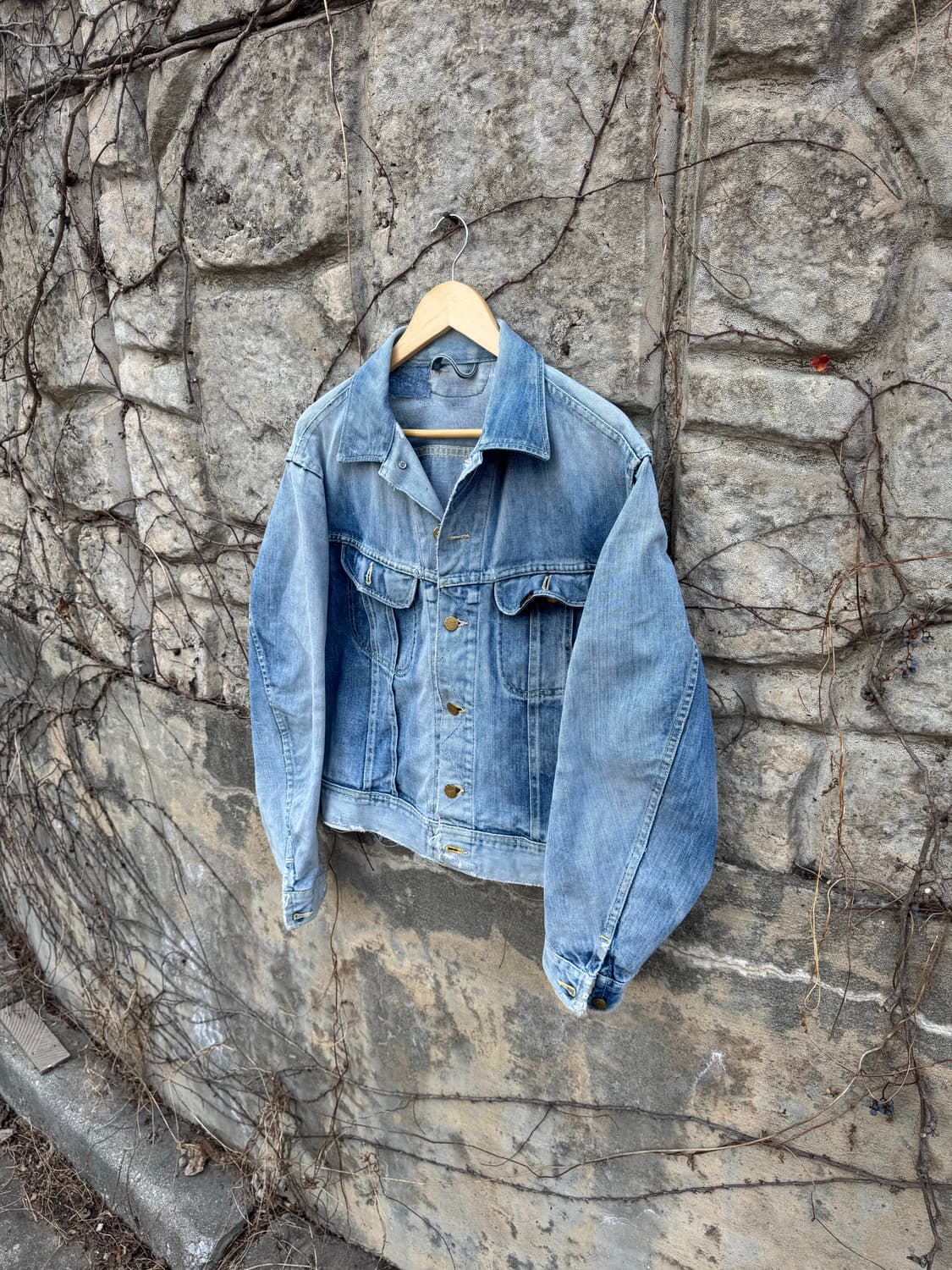 70s lee 빈티지 하드페이딩 101-j 워싱 데님 트러커 자켓 상품이미지3