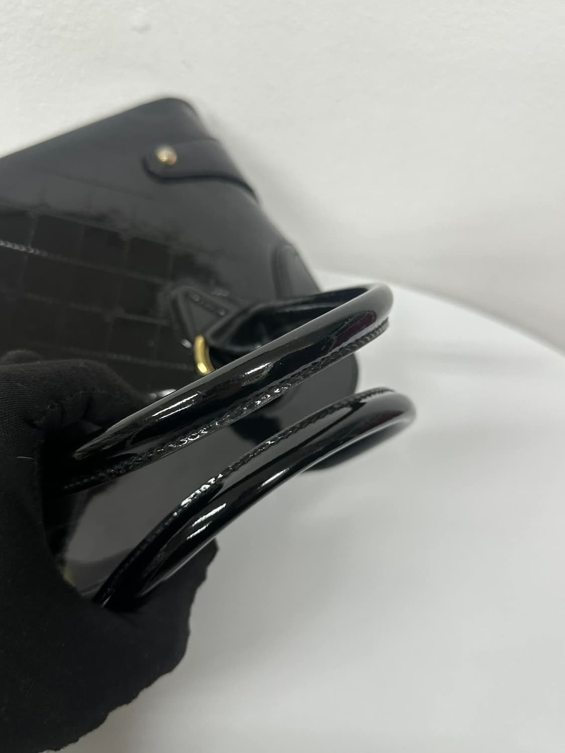 발렌시아가 금장 토트백 에나멜 종가방 상품이미지8