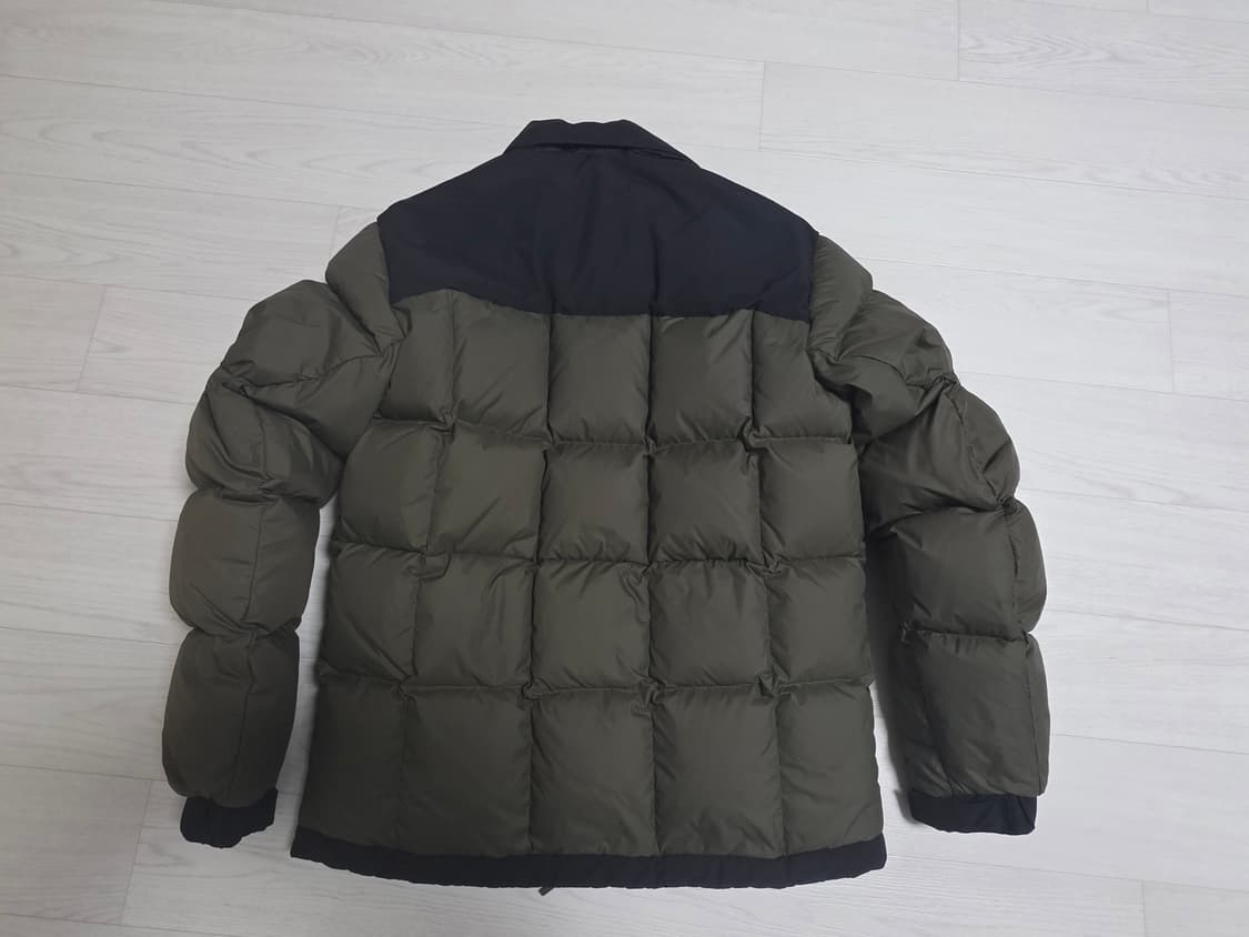 네파 퍼텍스 구스 다운 패딩 95~100사이즈 상품이미지2