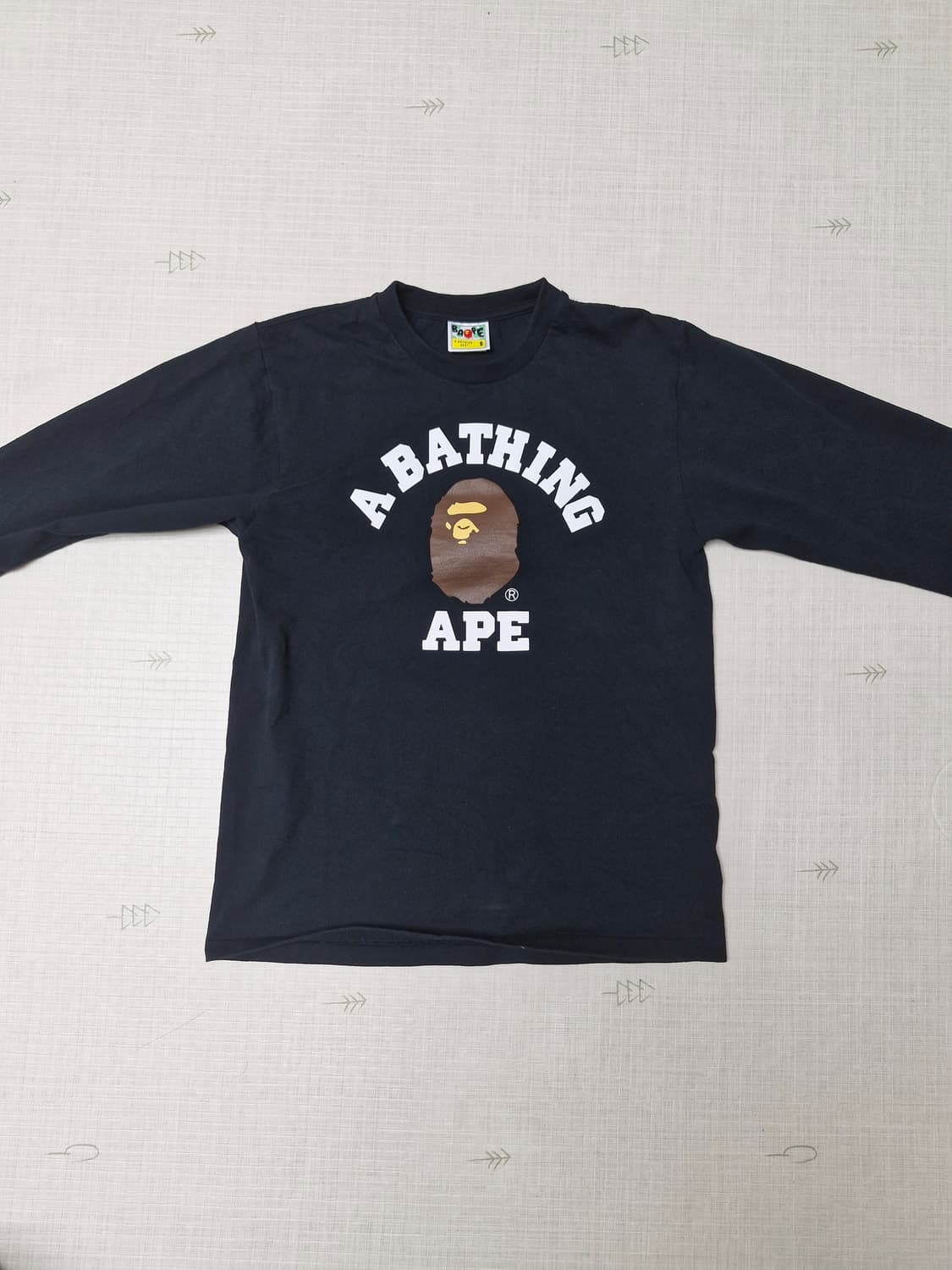 베이프 롱슬리브s 새상품 상품이미지1